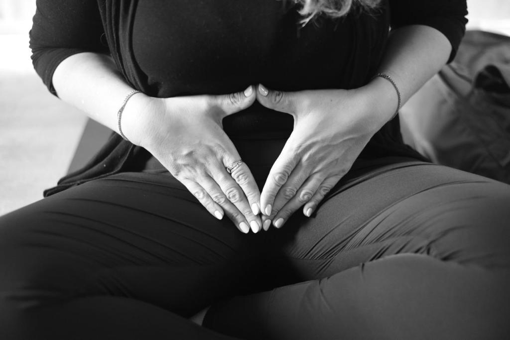 זהבה יוגה מגע ונשימה זהבה יוגה מגע ונשימה