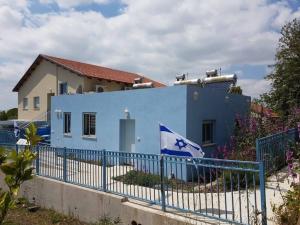 כחול ולבן