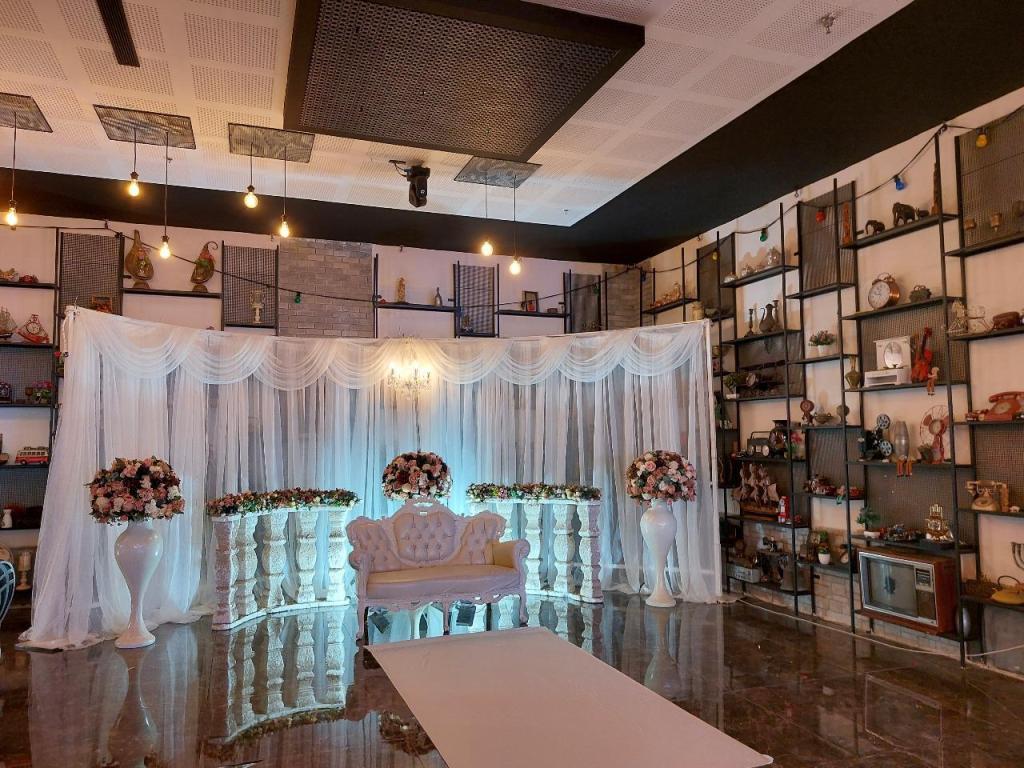 כלולים כלולים