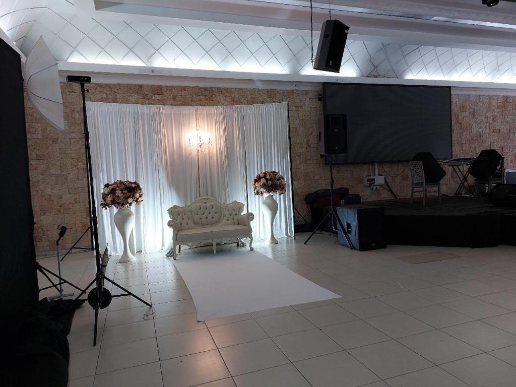 כלולים כלולים