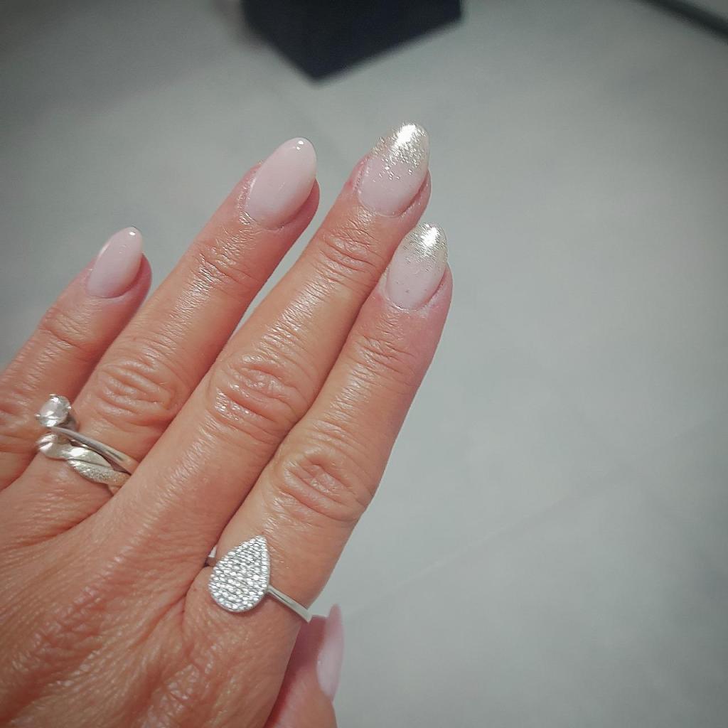 ליבנת ציפורניים ליבנת ציפורניים