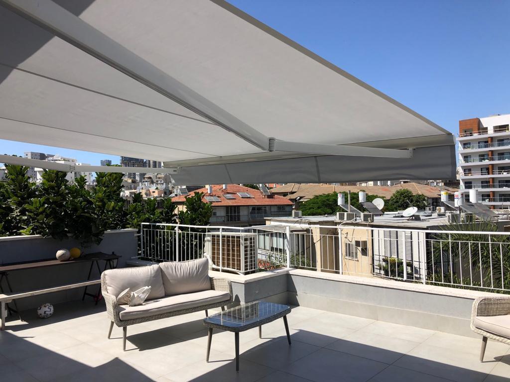 אורי גור א.ג פרויקטים אורי גור א.ג פרויקטים