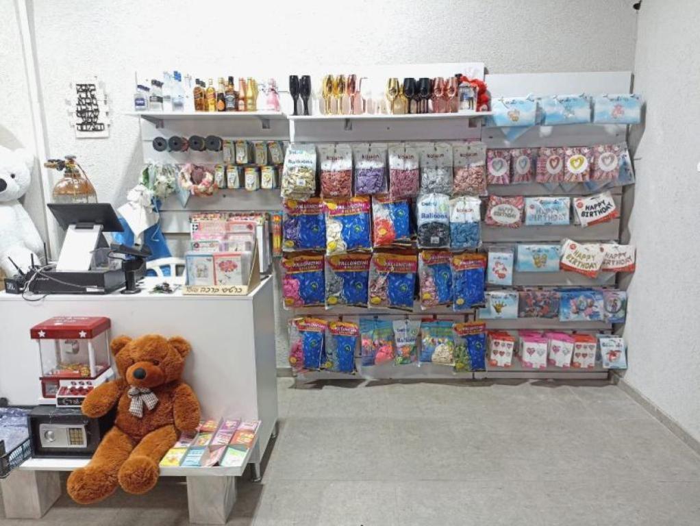 בלוני עלמה בלוני עלמה