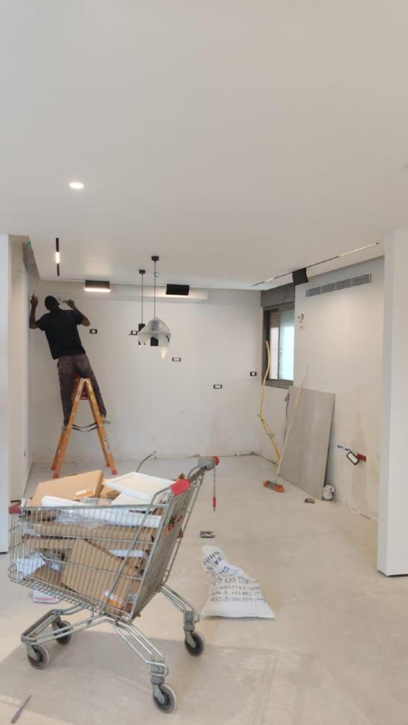 רפאל אומן בניה רפאל אומן בניה