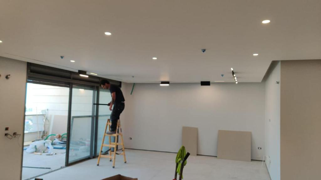 רפאל אומן בניה רפאל אומן בניה