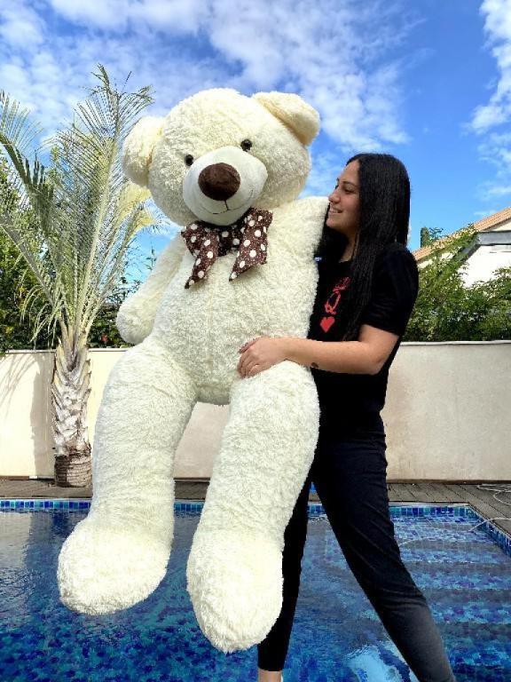 דובי ענק דובילי דובי ענק דובילי