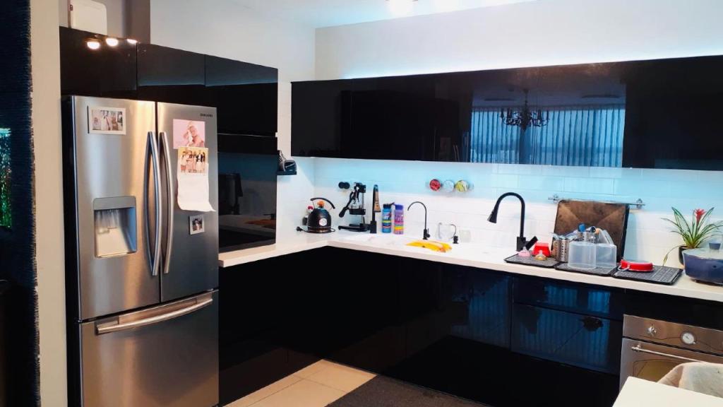 Kitchen's Face Kitchen's Face