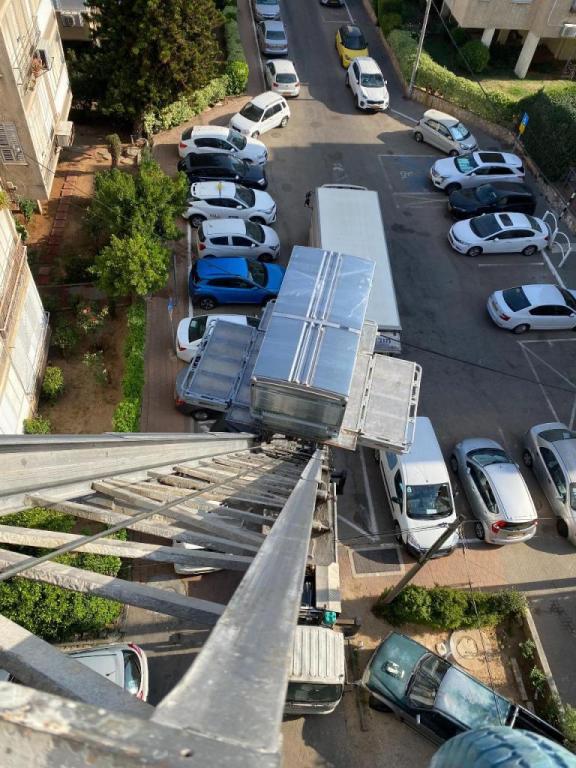 מובילי אליה מובילי אליה