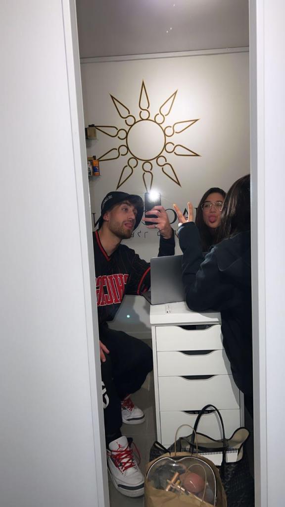 מג'יק סאן שיזוף מג'יק סאן שיזוף