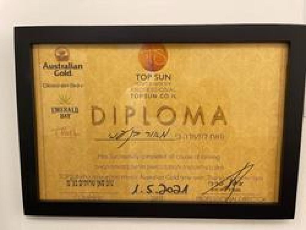 מג'יק סאן שיזוף מג'יק סאן שיזוף