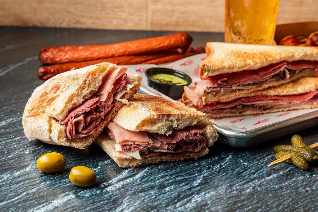 בנג'יז טוסט שופ בנג'יז טוסט שופ