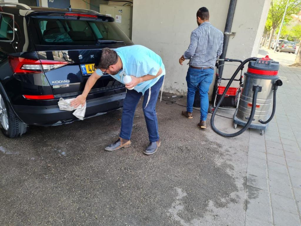 שטיפת מכוניות car rbs שטיפת מכוניות car rbs