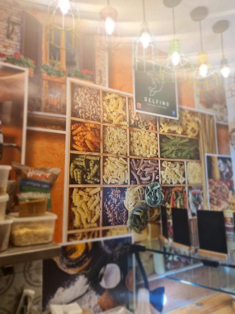 דלפינו פיצה ומטבח איטלקי דלפינו פיצה ומטבח איטלקי