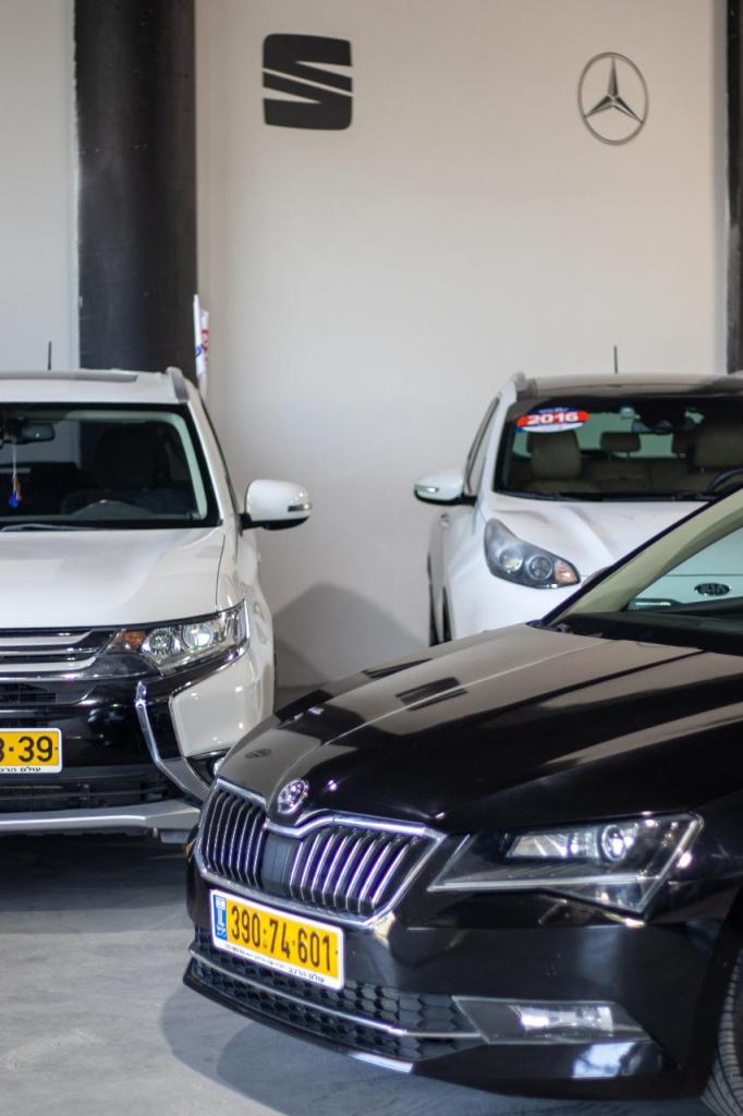 סוכנות עולם הרכב סוכנות עולם הרכב