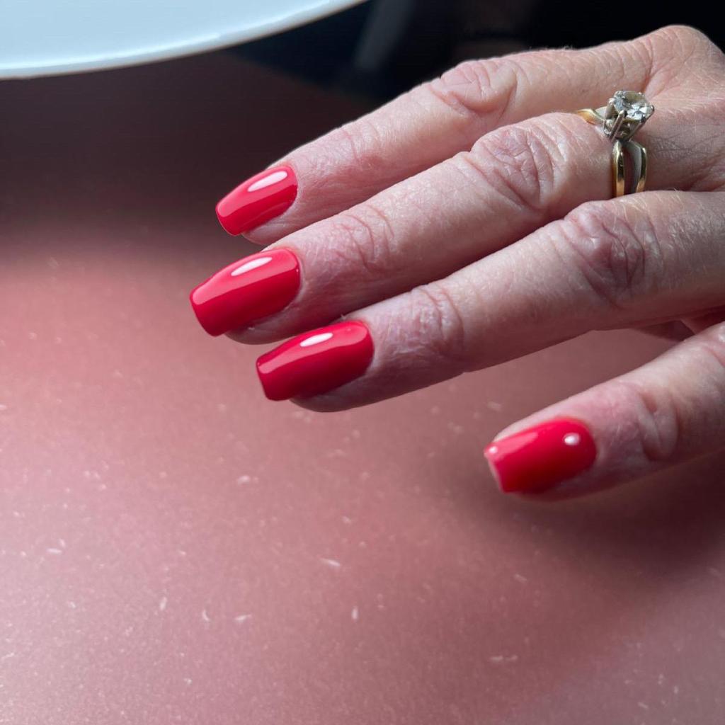 ליאור ציפורניים ויופי ליאור ציפורניים ויופי