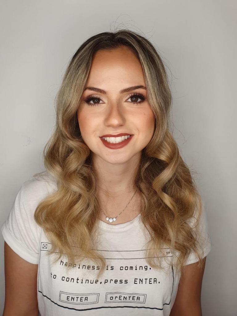 ספיר איפור מקצועי ספיר איפור מקצועי