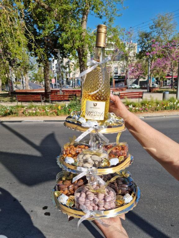 Gift 4 you Gift 4 you