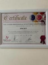 Liel.p.nail