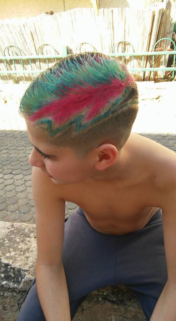 אורי דהן עיצוב שיער אורי דהן עיצוב שיער