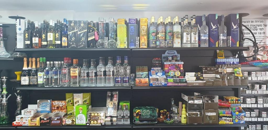 יוני בשוק במחירי שוק יוני בשוק במחירי שוק