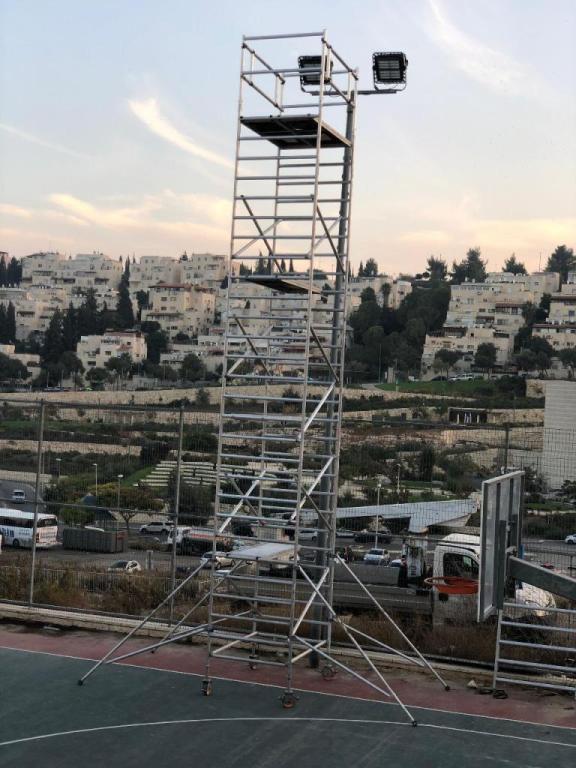 סולמות ופיגומים סולמות ופיגומים