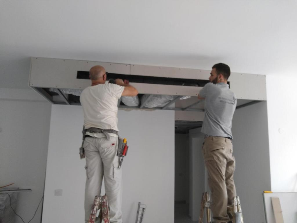 בראשית פרויקטים בראשית פרויקטים