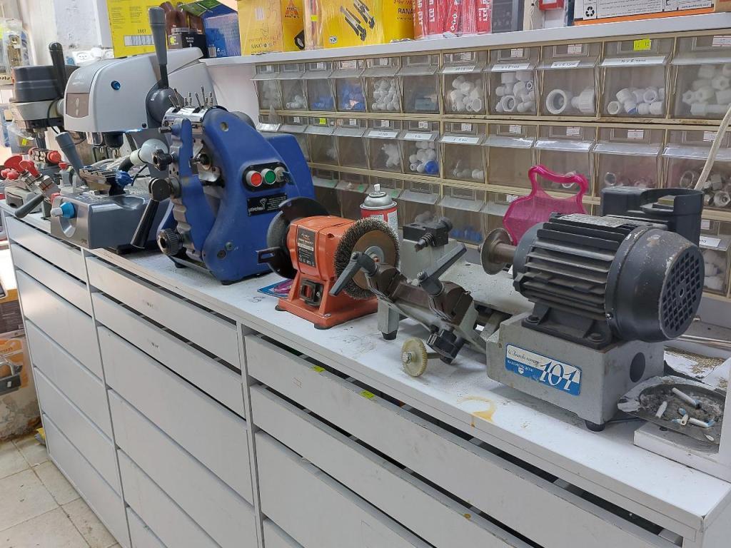 ש.מוליכי חשמל ש.מוליכי חשמל