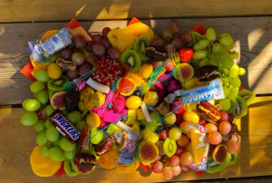 Fruit and food  מנוהל