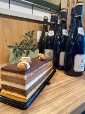 בי בייקרי b bakery