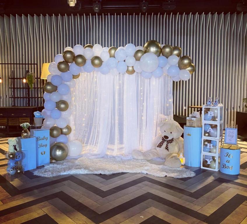 גיפט ביי שיר גיפט ביי שיר