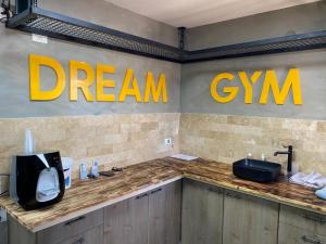 Dream gym
