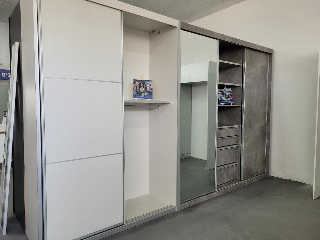 סוגרים הכל לדירה סוגרים הכל לדירה