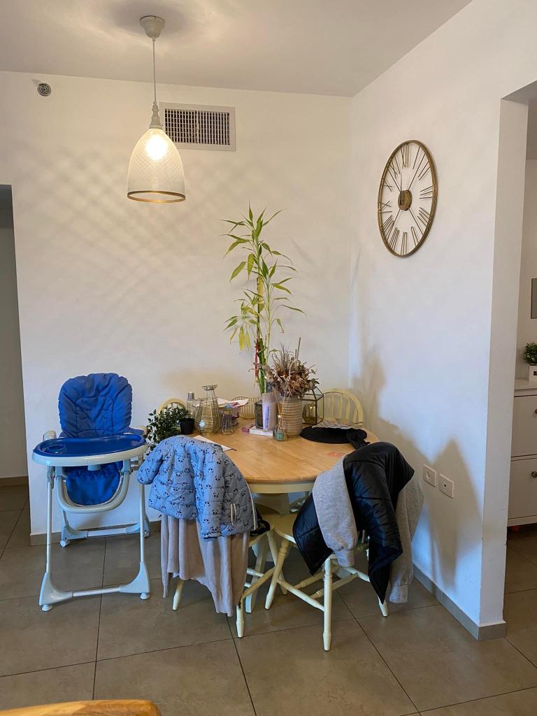 אלונה אילון אלונה אילון