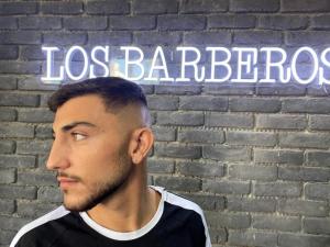 Los barberos לוס ברברוס