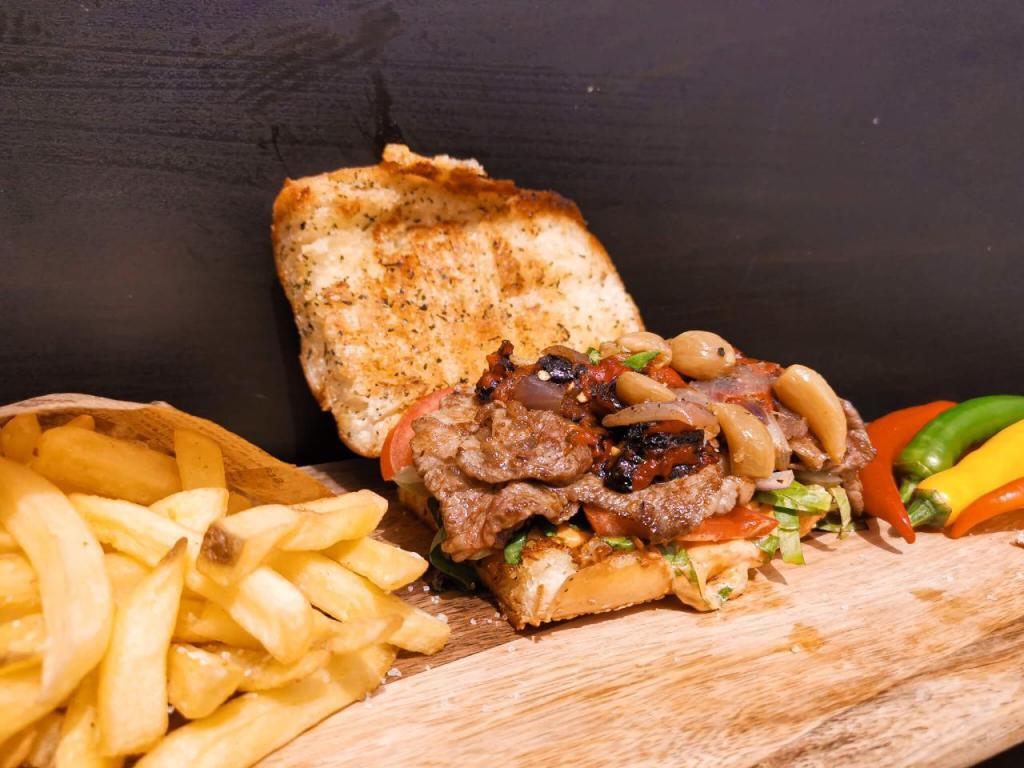 שח מיט Chess Meat שח מיט Chess Meat