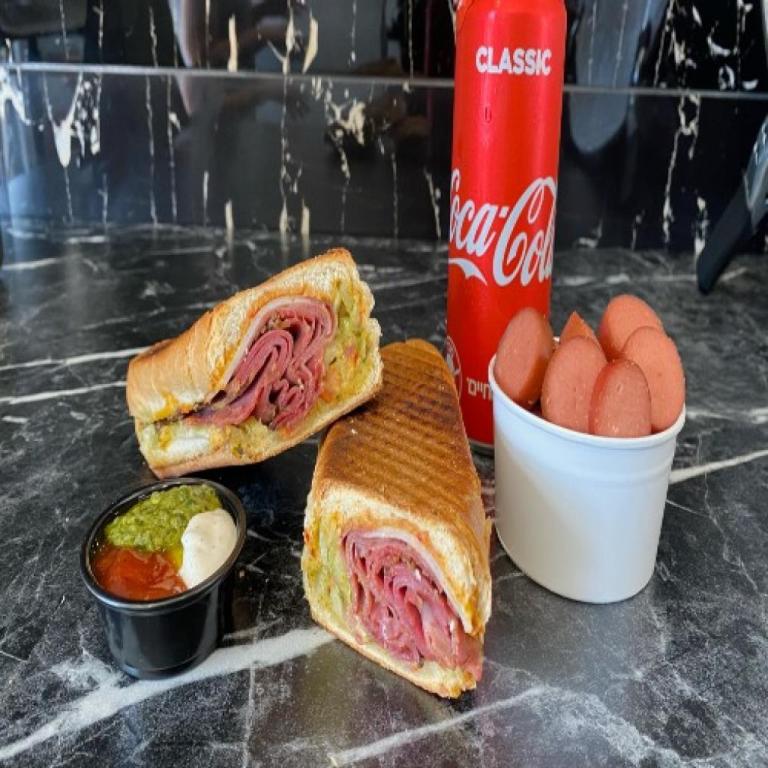 קורנביף קורנביף