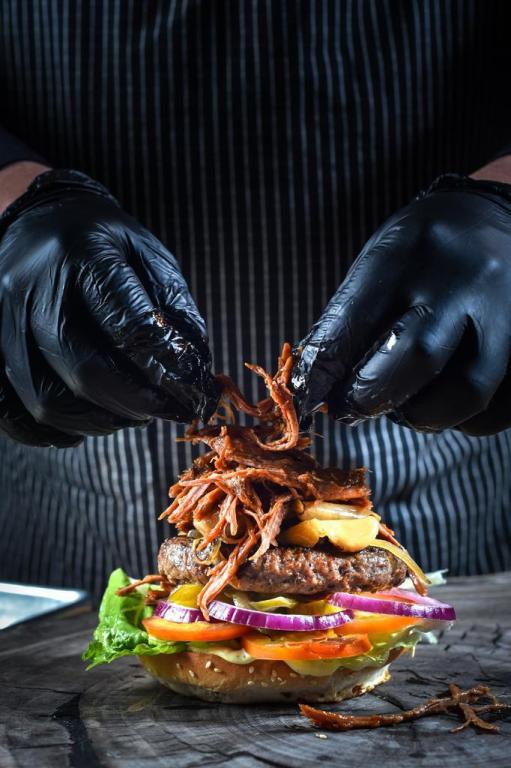 צ'ק אין בורגר צ'ק אין בורגר