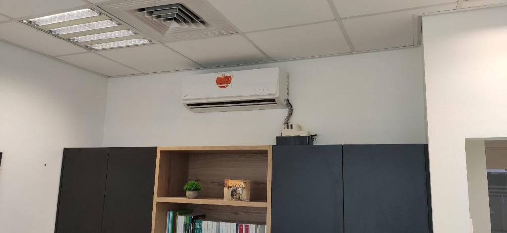 א.מ אחזקות א.מ אחזקות