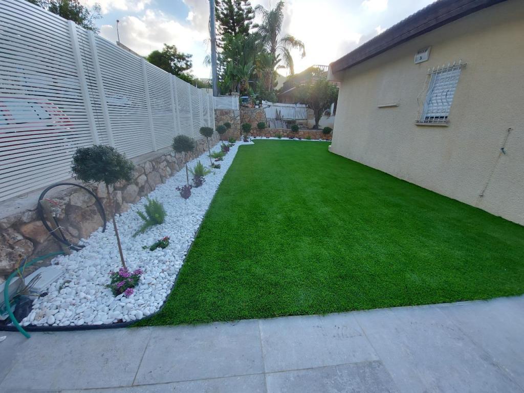 גינה בלב מכל הלב גינה בלב מכל הלב