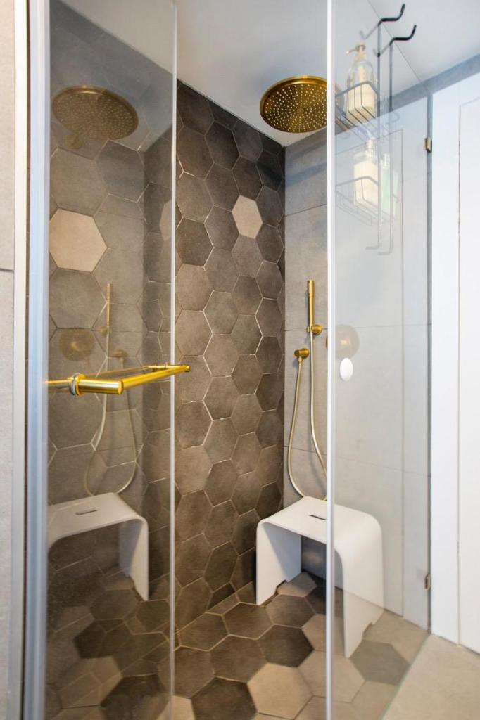 S.D בנייה ושיפוצים S.D בנייה ושיפוצים