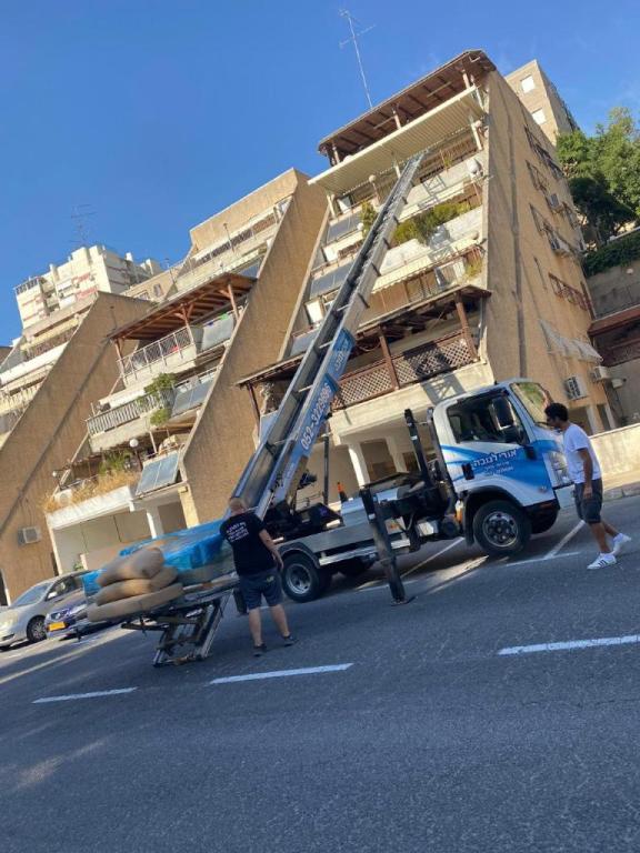 מנופי אורי מנופי אורי