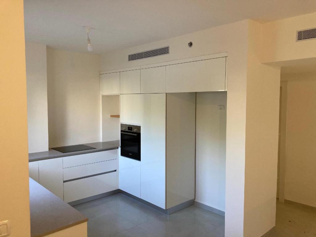 אורלי קרמר אורלי קרמר