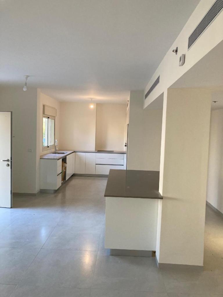 אורלי קרמר אורלי קרמר