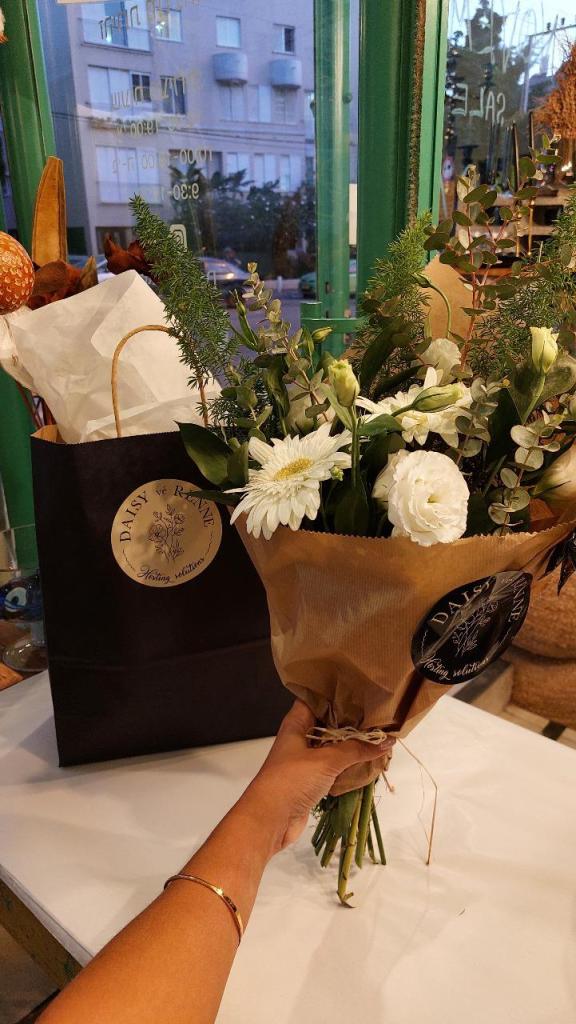 DAISY ve RENNE DAISY ve RENNE