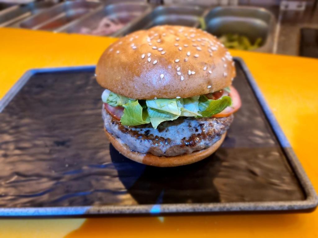 Yalla yalla איזה בורגר Yalla yalla איזה בורגר