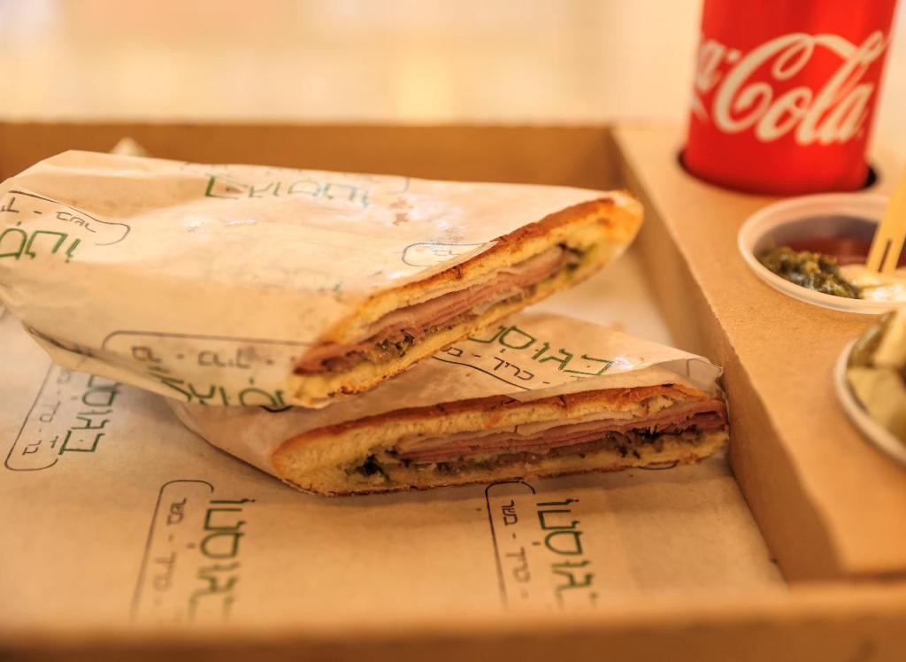 בגוסטו בגוסטו