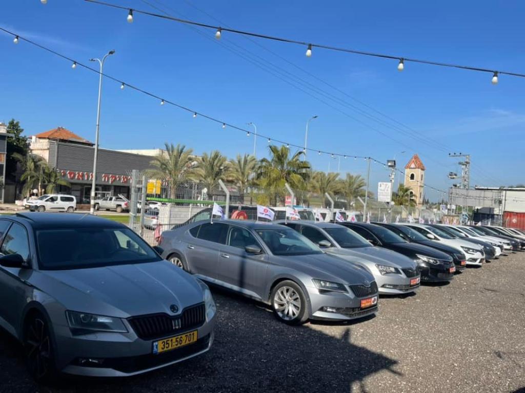 נאיל קאר נאיל קאר