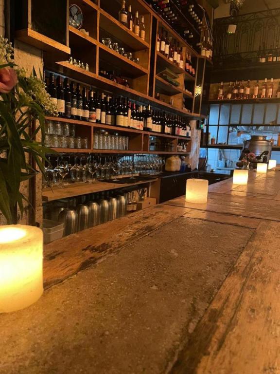 הגפן. חצר יין מקומי. הגפן. חצר יין מקומי.