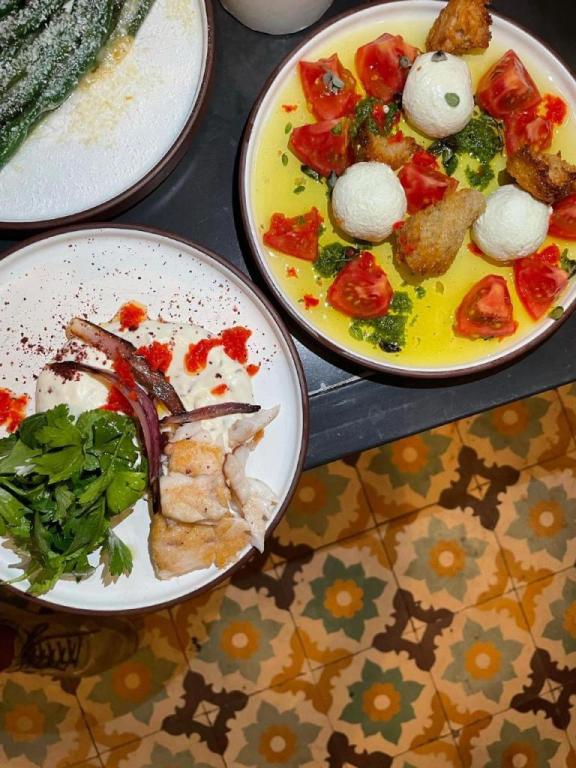 הגפן. חצר יין מקומי. הגפן. חצר יין מקומי.