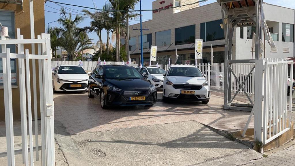 קארין עסקי רכב קארין עסקי רכב